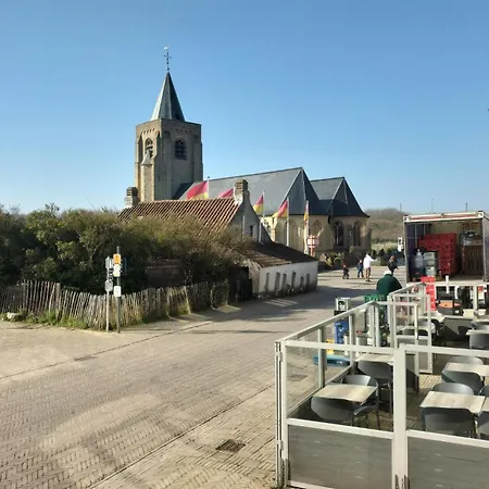 1 Bedroom Front In